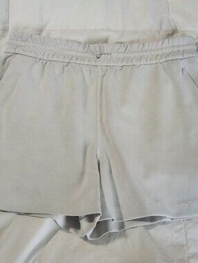 Lululemon Softstreme High-Rise Short 4" Size 12 Off White? FLAW